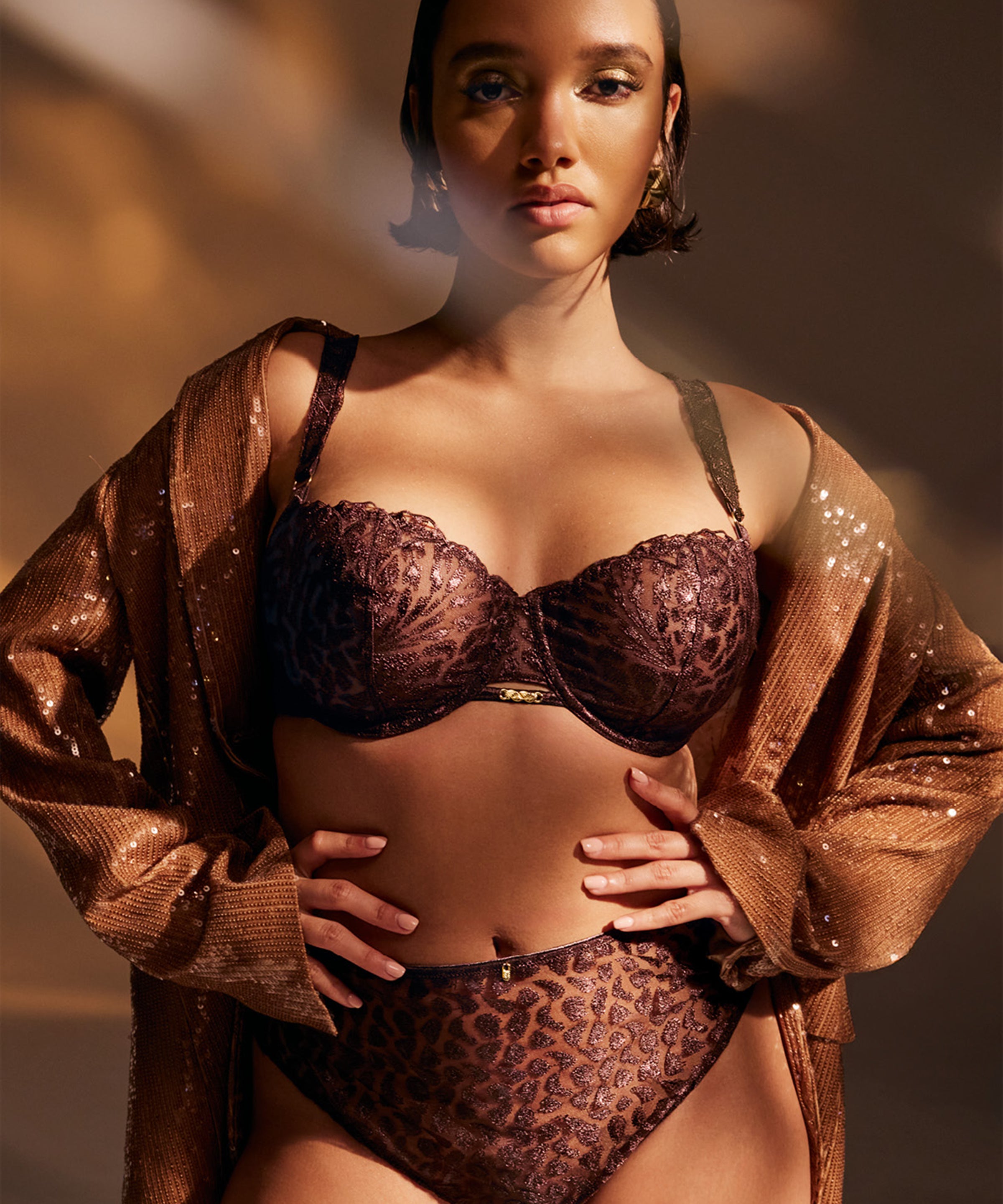 aubade-crazy-in-love-soutien-gorge-corbeille-armatures-satin-brown-2 image 1