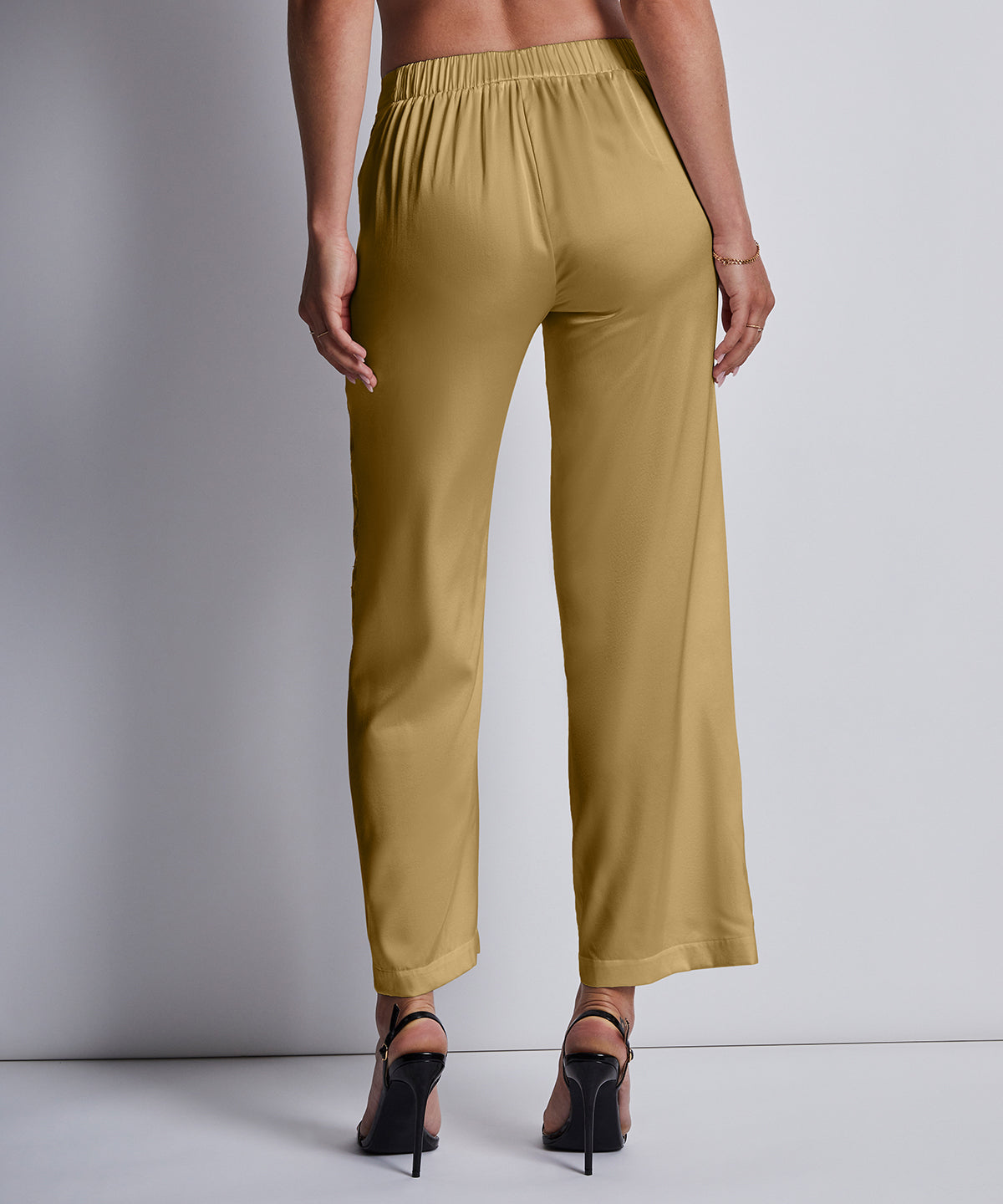 aubade-midnight-whisper-pantalon-sublime-bronze-en-soie image 4