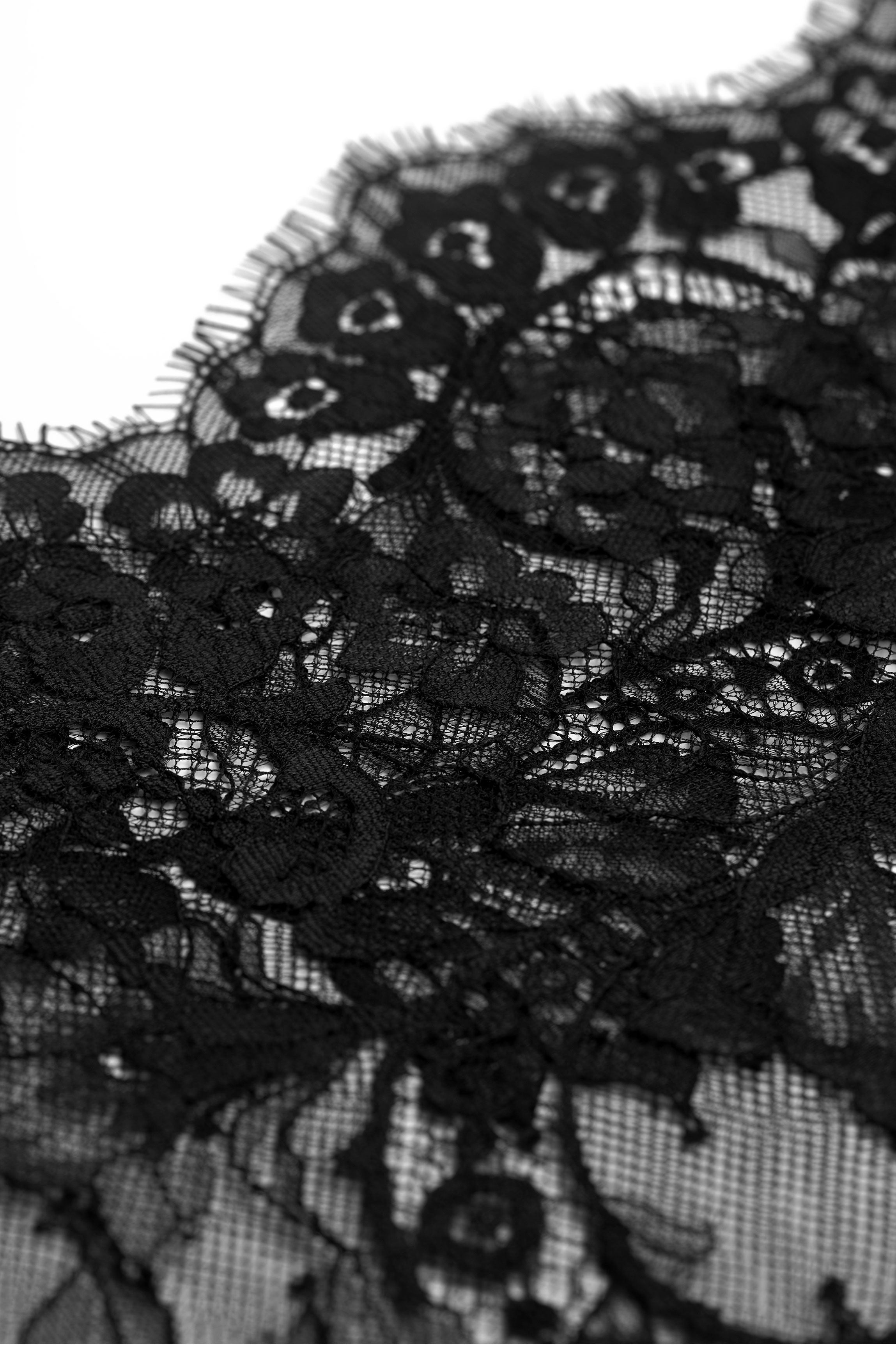 cadolle-nuisette-dentelle-noire image 3