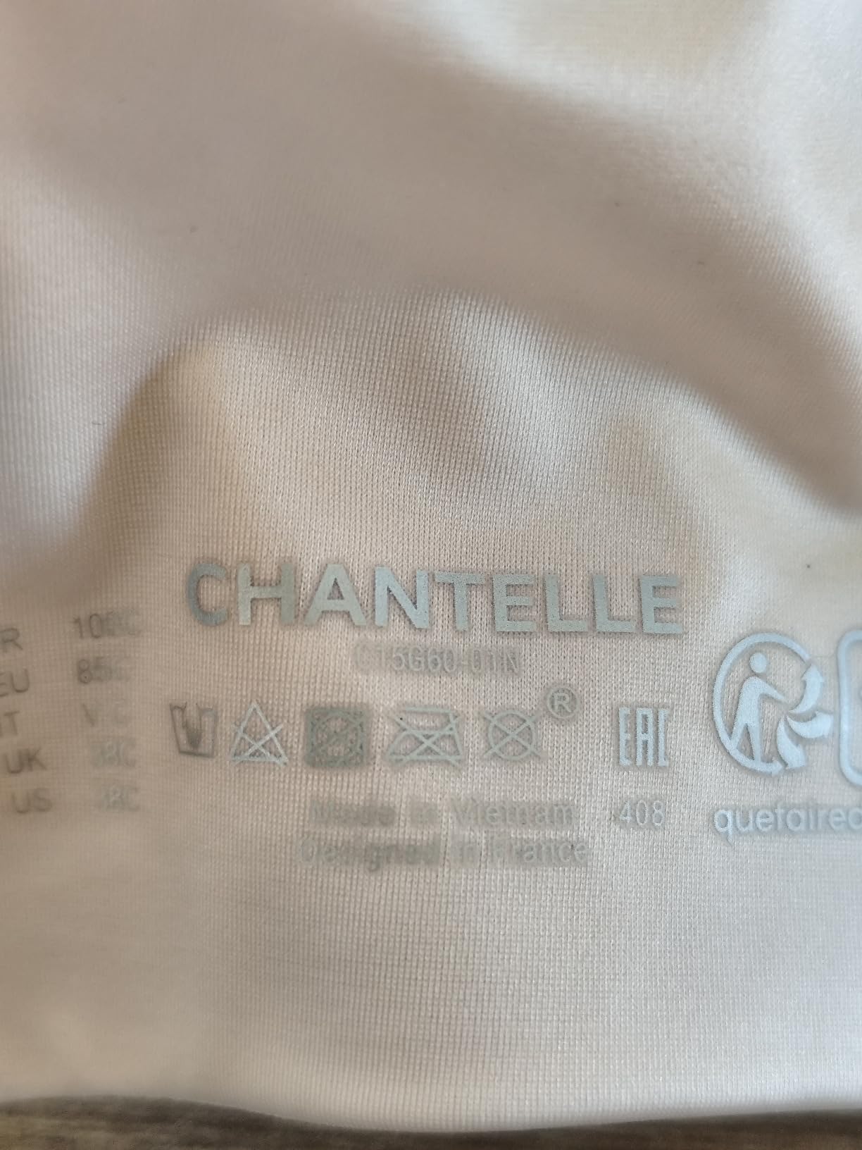 Parfait sous les t-shirts