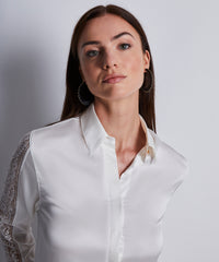 aubade-midnight-whisper-blouse-opale-chemise-en-soie-avec-inserts-en-dentelle-et image 2