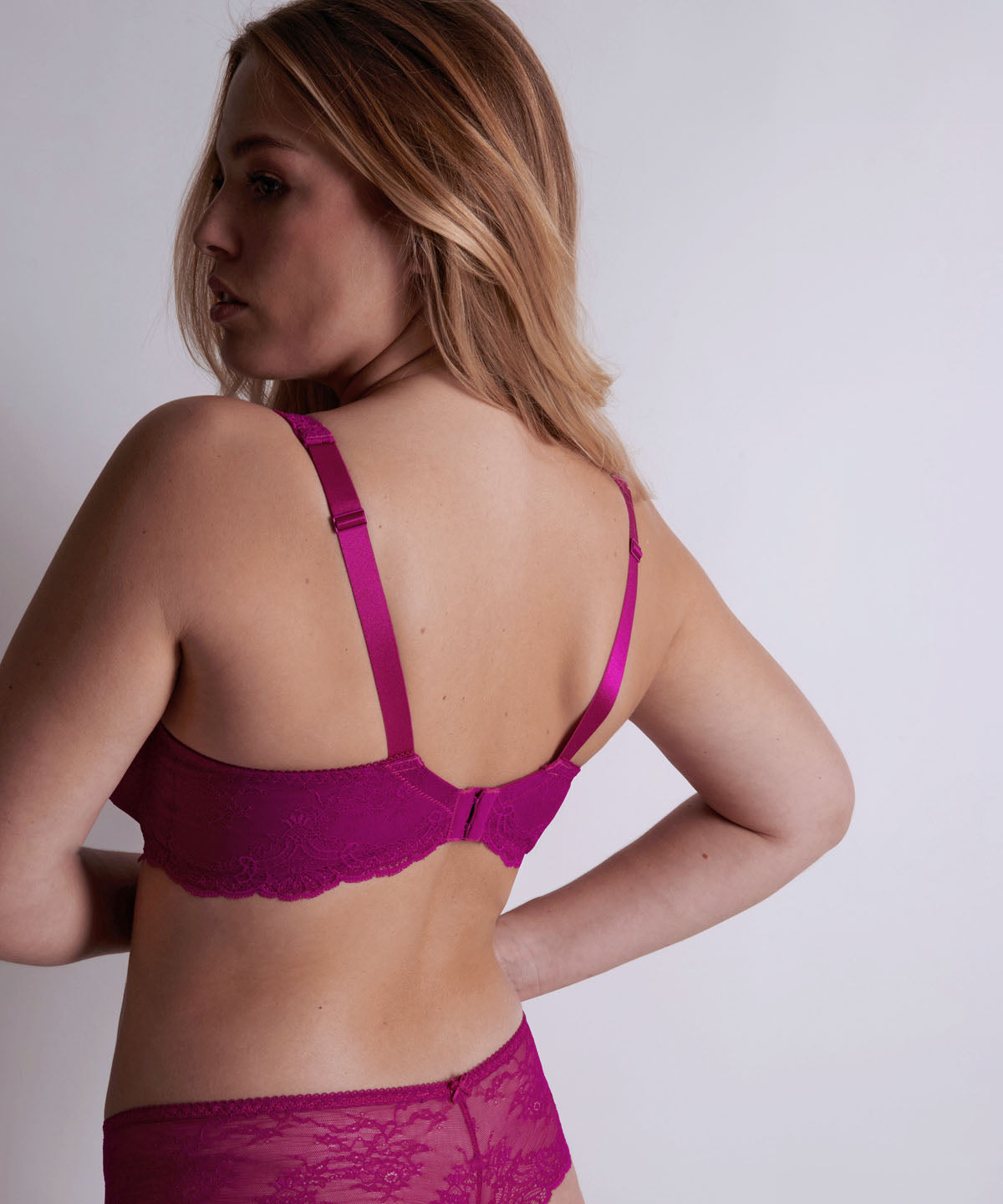 aubade-danse-des-sens-soutien-gorge-corbeille-confort-pink-pulsion image 4
