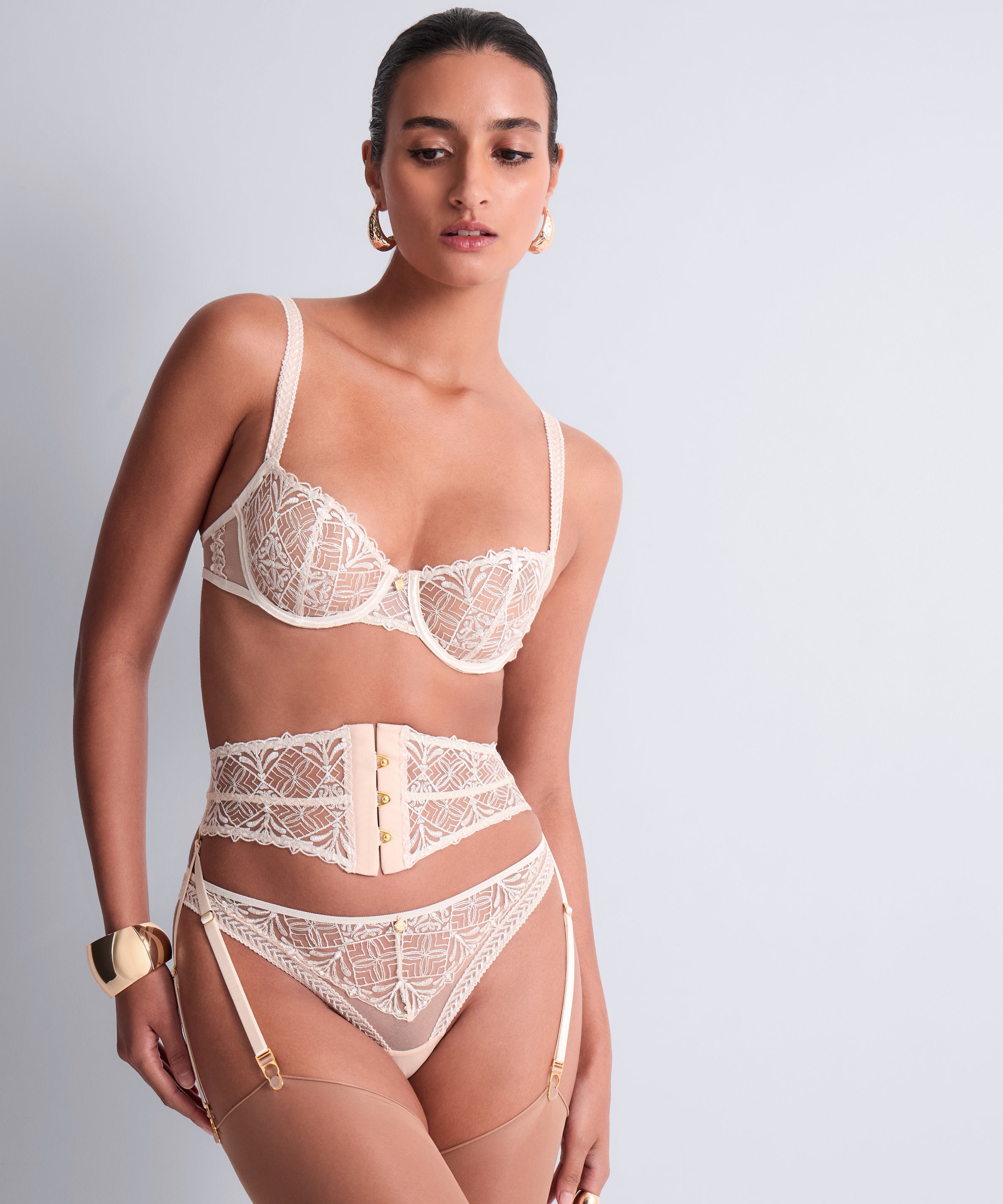 aubade-iconic-calypso-dune-serre-taille-sculptant-busc image 3