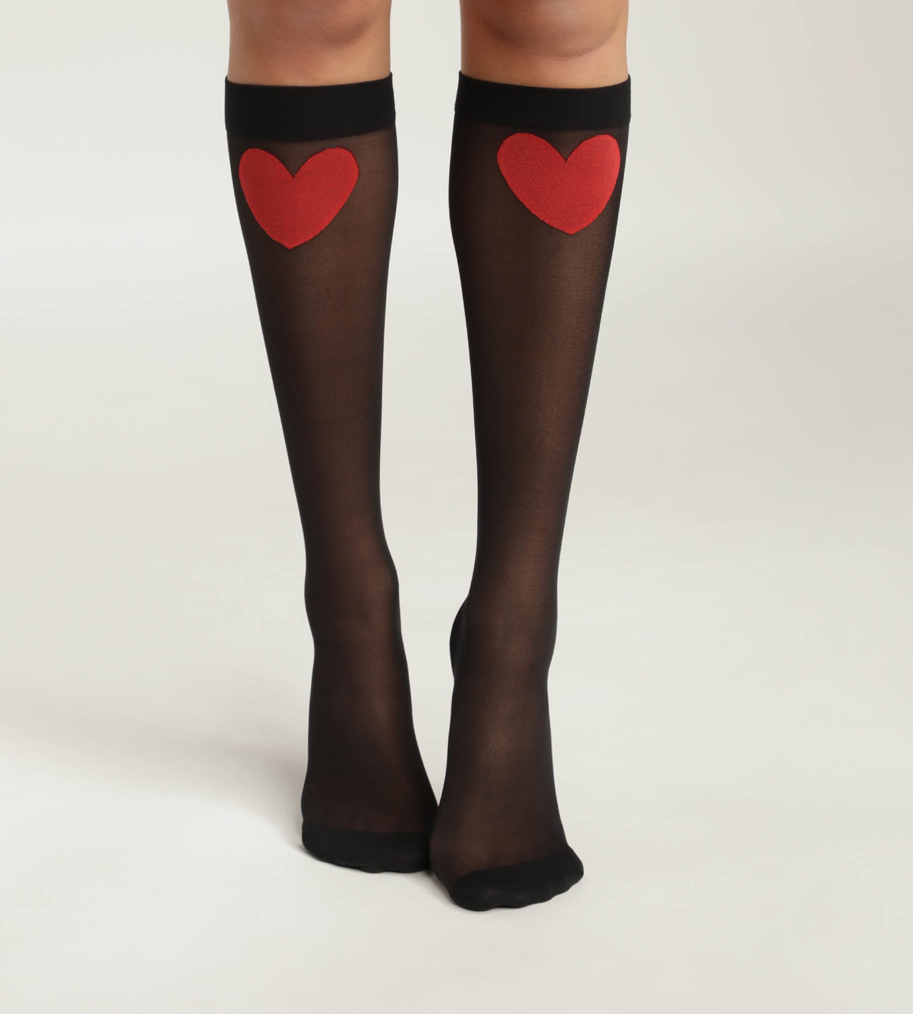 mi-bas-femme-dim-style-voile-noir-motif-coeur-rouge image 1
