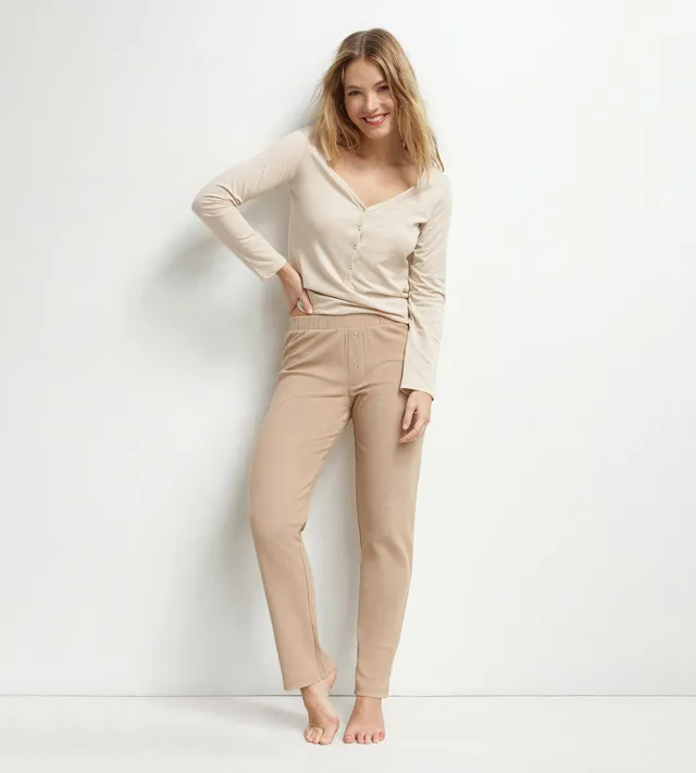 dim-cosy-time-ensemble-pyjama-femme-col-serafino-jersey-marron-beige image 1