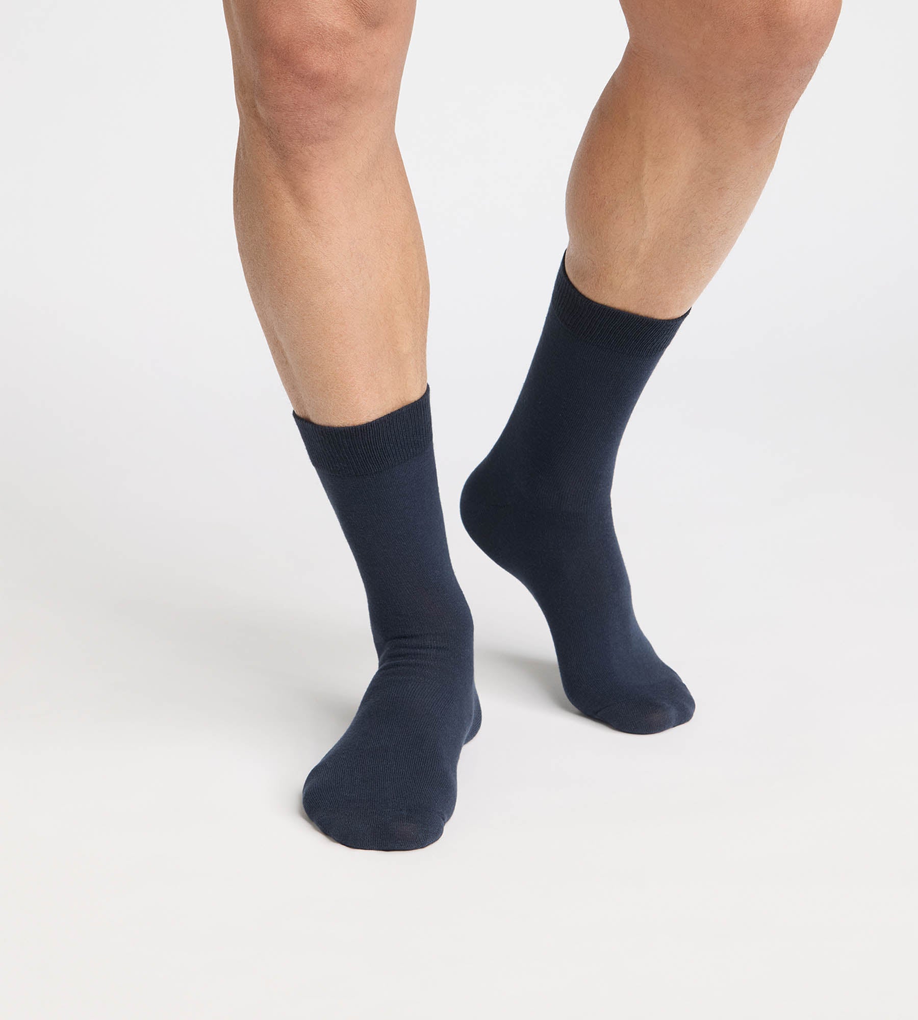dim-coton-fancy-chaussettes-homme-navy-blue-candy image 1