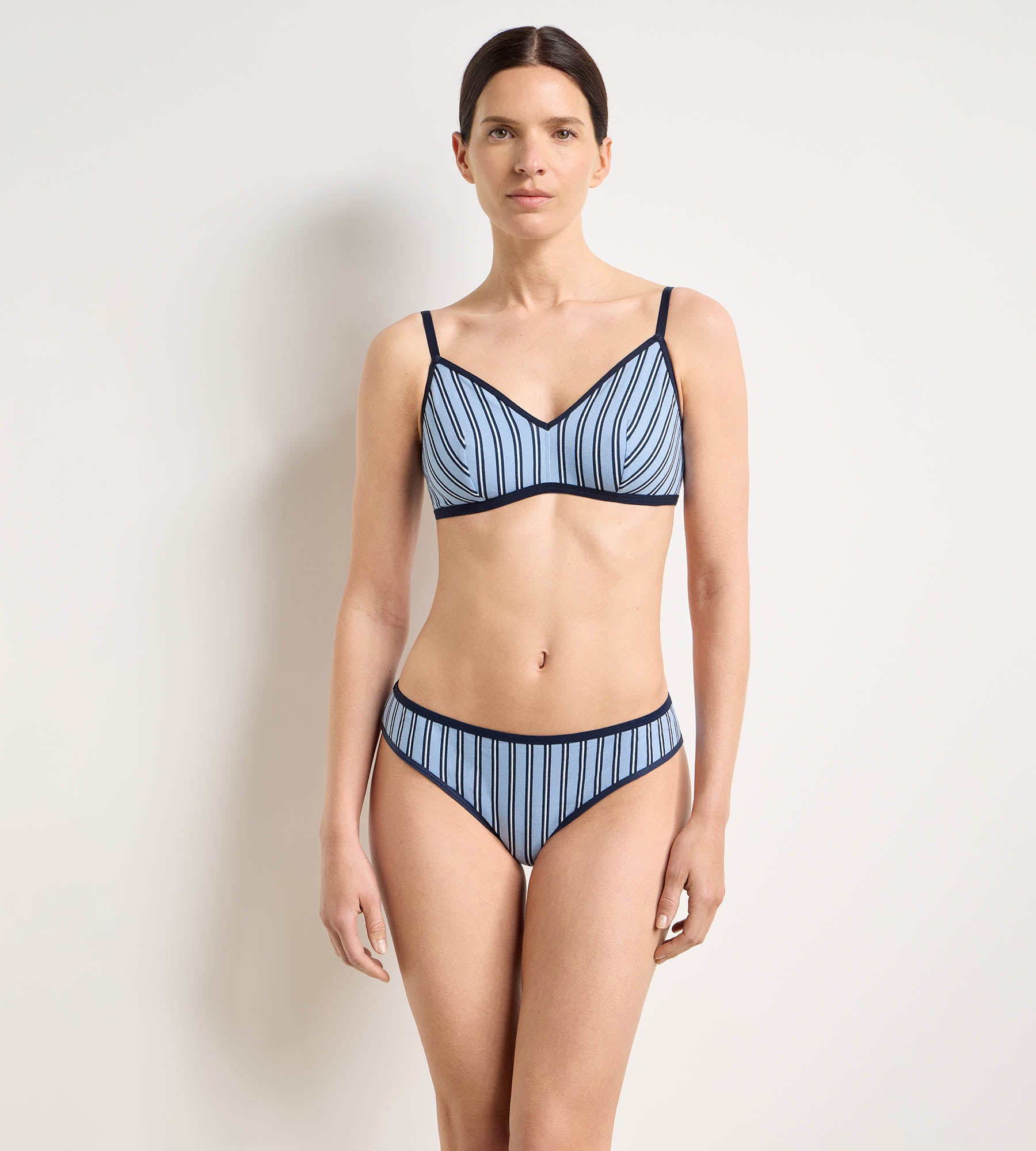 dim-x-in-s-de-la-fressange-soutien-gorge-sans-armatures-bleu-ciel image 4