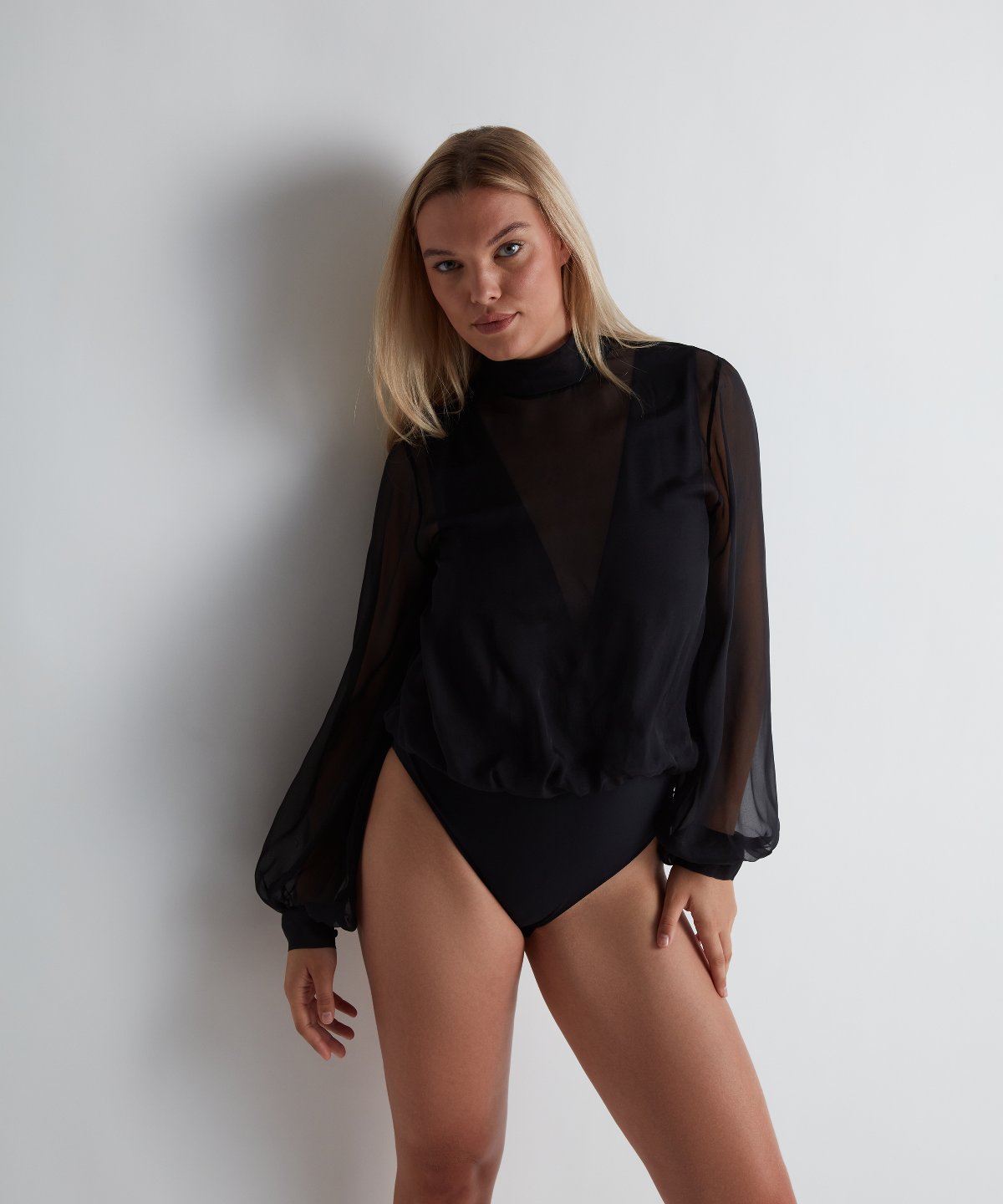 les-bodys-by-aubade-body-manches-longues-en-mousseline-de-soie-noir image 3