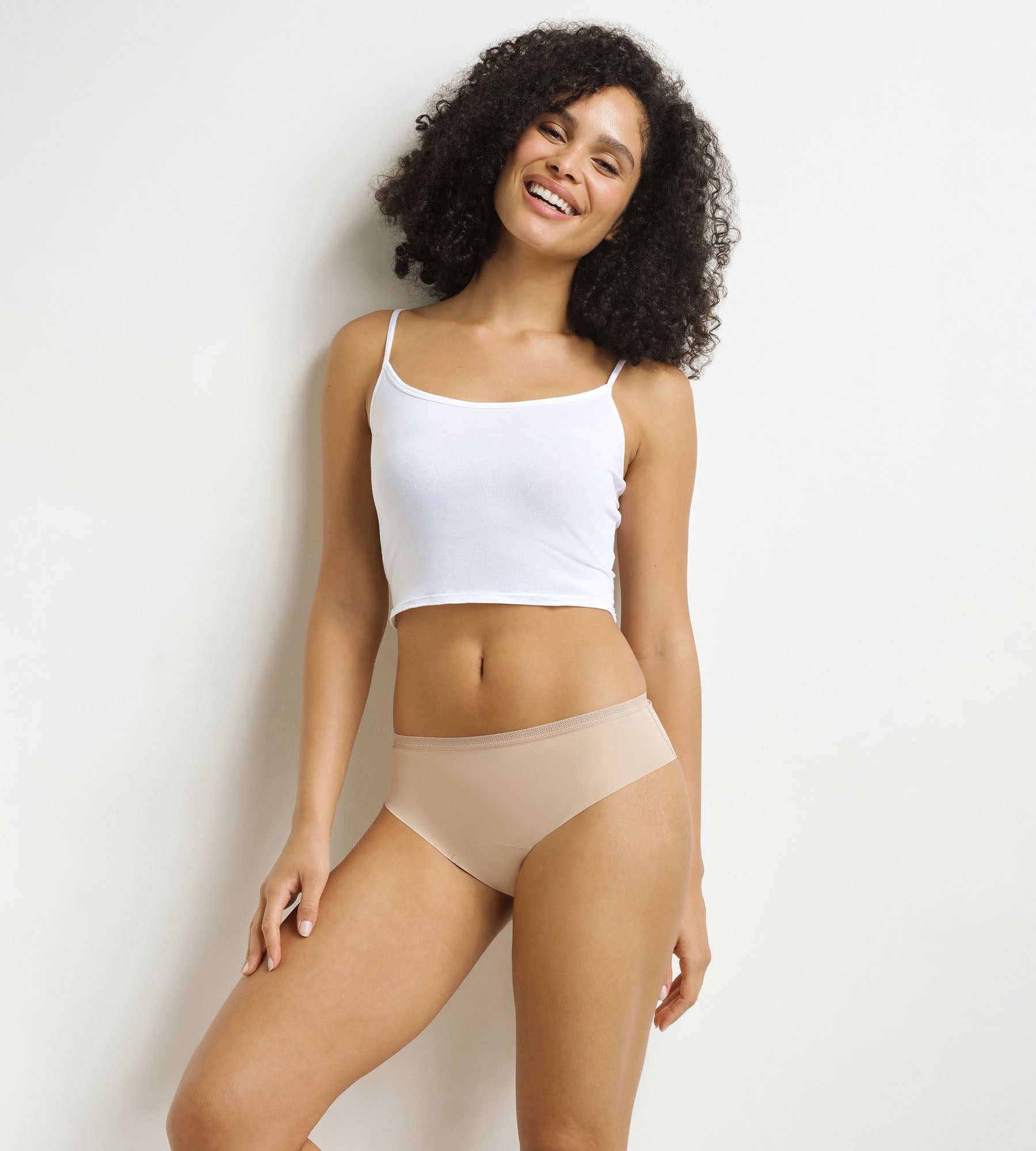 dim-protect-culotte-de-r-gles-invisible-femme-nude image 3