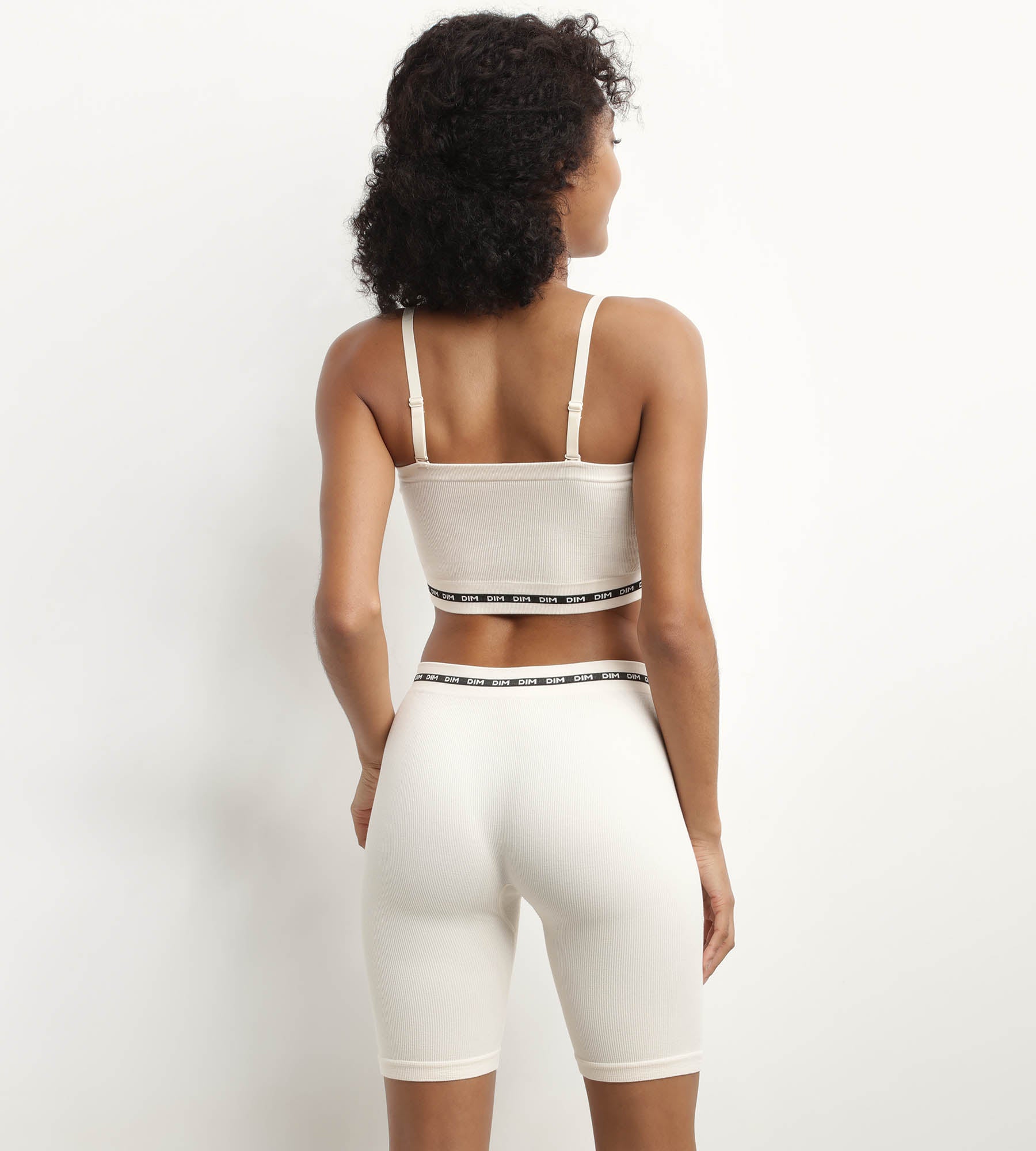 dim-icons-seamless-brassi-re-bandeau-sans-couture-beige-ivoire image 5