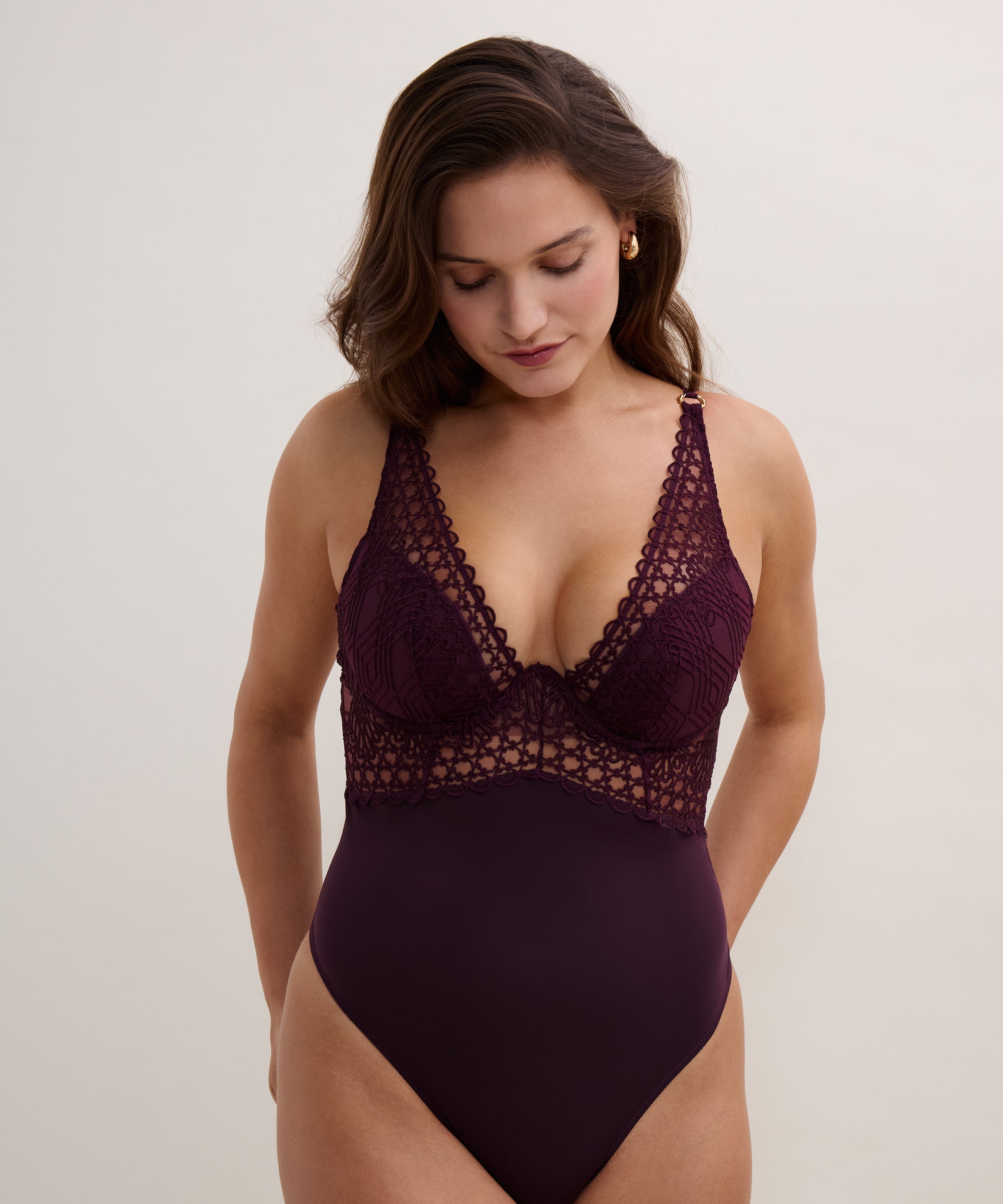 aubade-loge-du-d-sir-body-armatures-deep-berry image 6