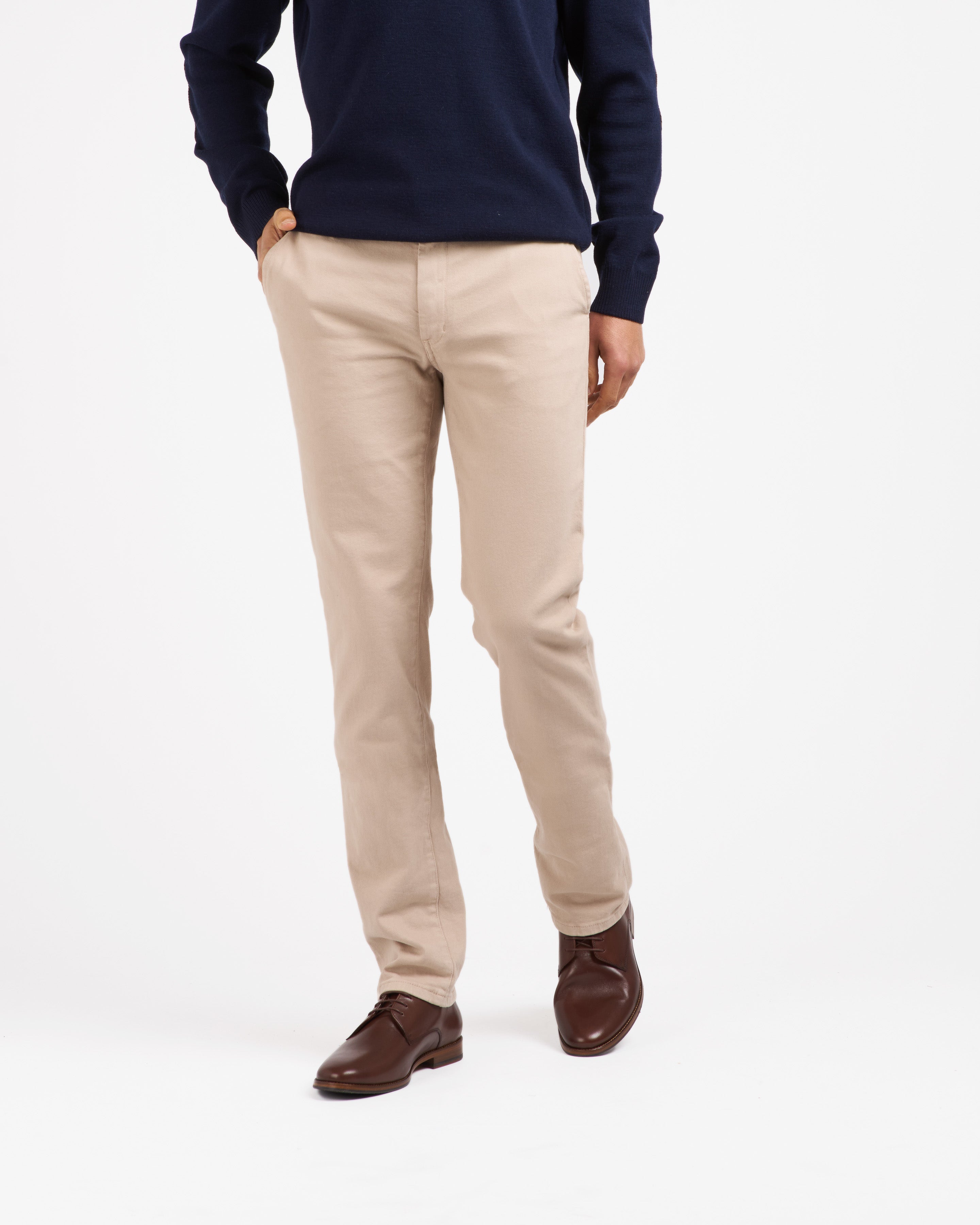 atelier-tuffery-ernest-chino-homme-droit-ajust-beige image 2