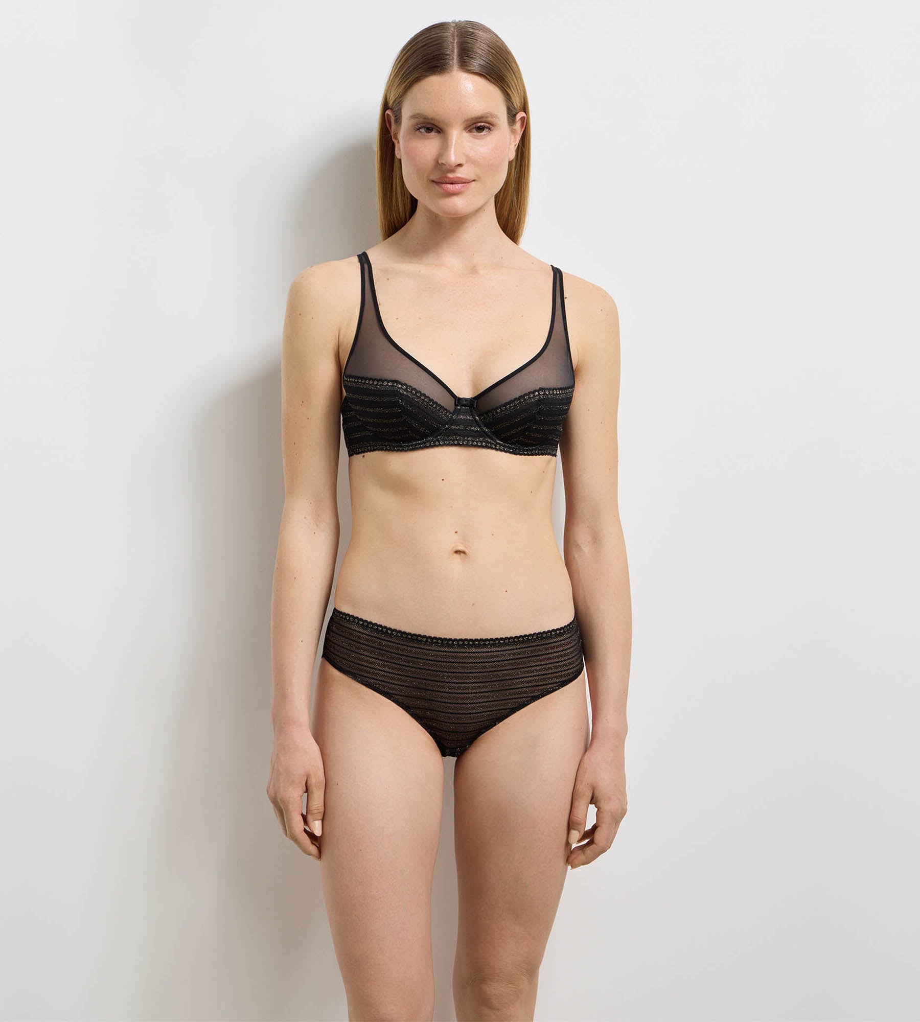 culotte-dim-holiday-dentelle-noire-ray-e-lurex image 3