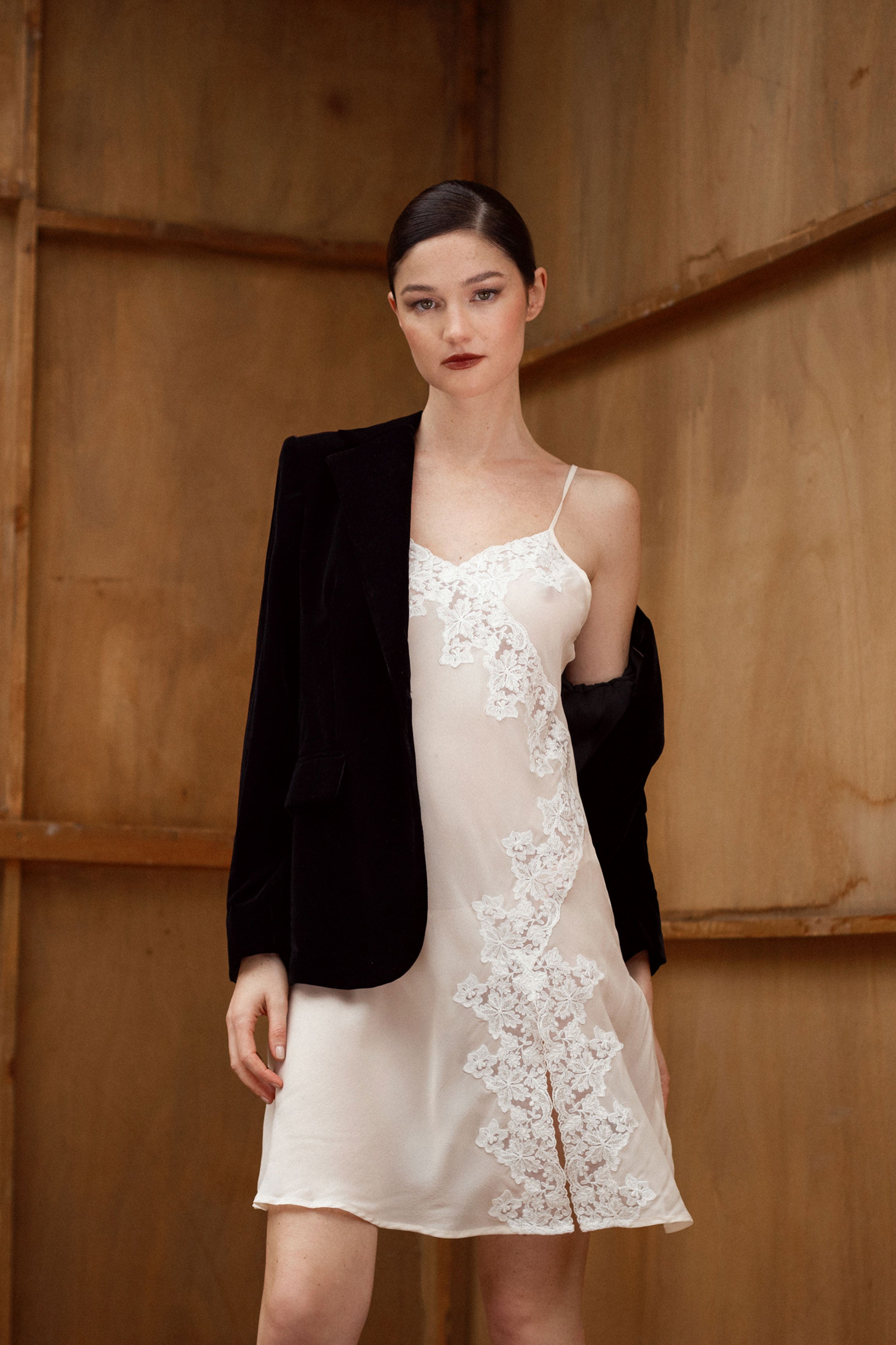 cadolle-eloise-nuisette-soie-cr-pe-de-chine-broderie image 6